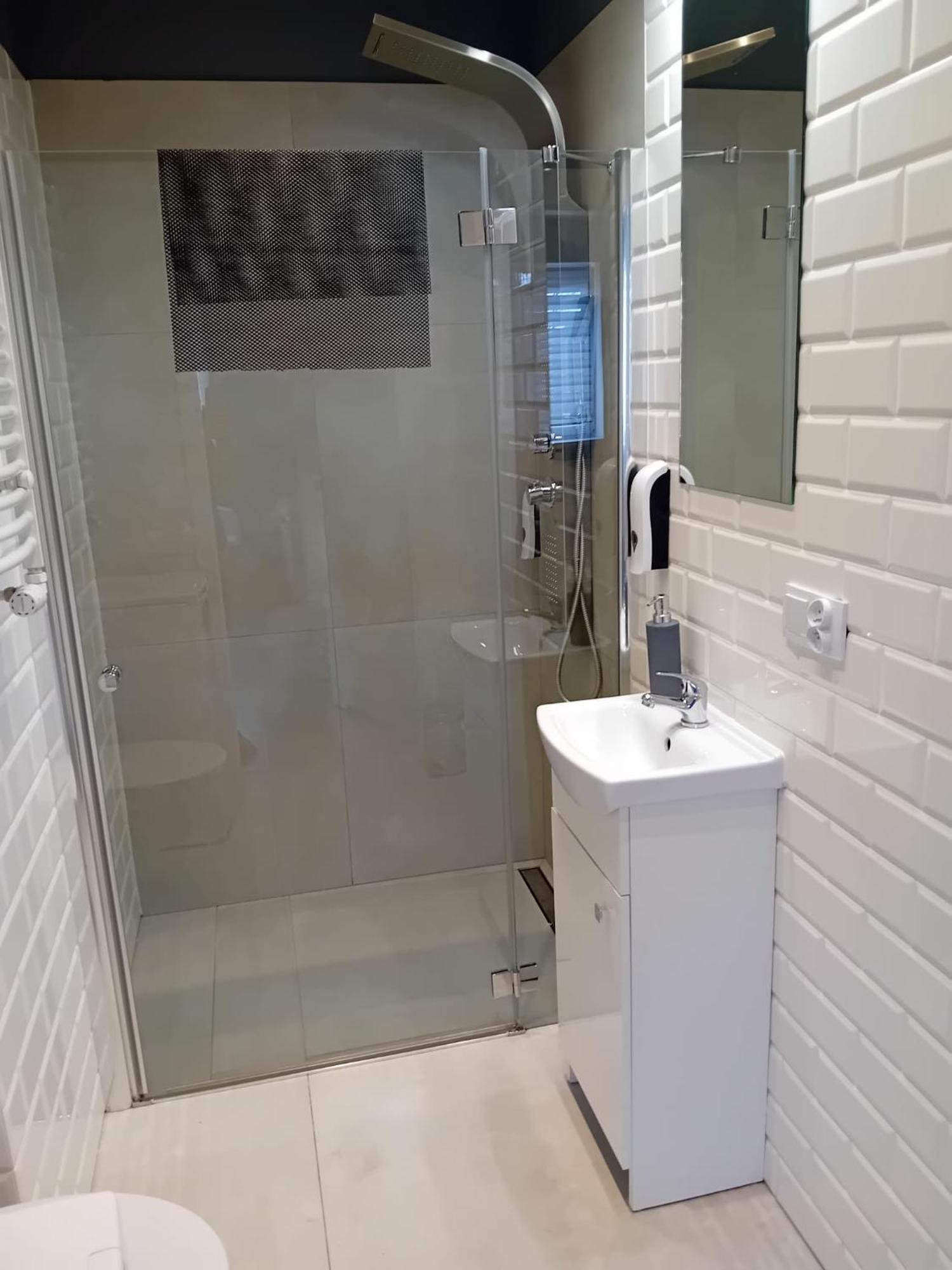 Apartament Z Lozem Malzenskim - Bezplatny Parking Poznań Exterior foto